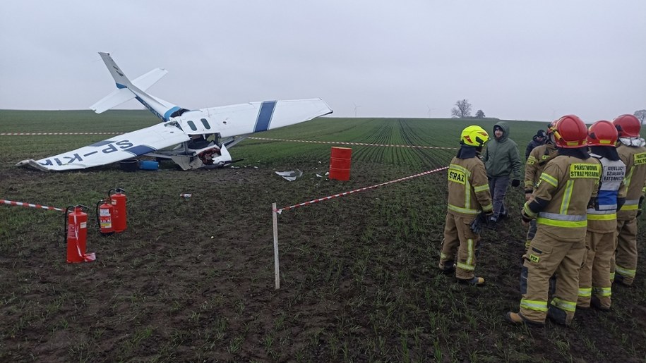 Wypadek awionetki /Komenda Powiatowa Państwowej Straży Pożarnej w Chełmnie /