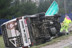 Wypadek busa koło Wieliczki