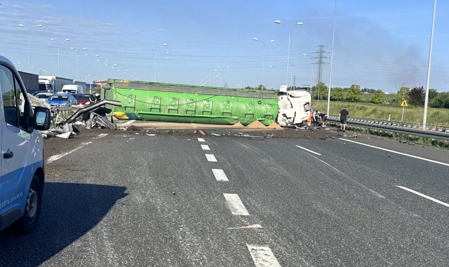 Wypadek ciężarówki na A4 w Gliwicach /Gorąca Linia RMF FM