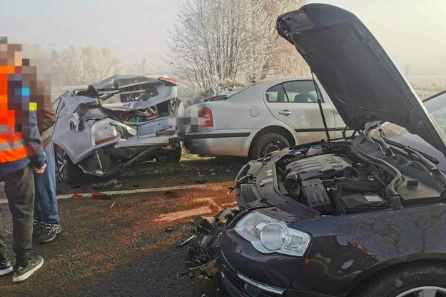 Wypadek jedenastu samochodów osobowych w Białce Tatrzańskiej /PAP/Małopolska Alarmowo /PAP