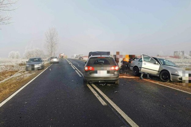 Wypadek jedenastu samochodów osobowych w Białce Tatrzańskiej. /PAP/Małopolska Alarmowo /PAP