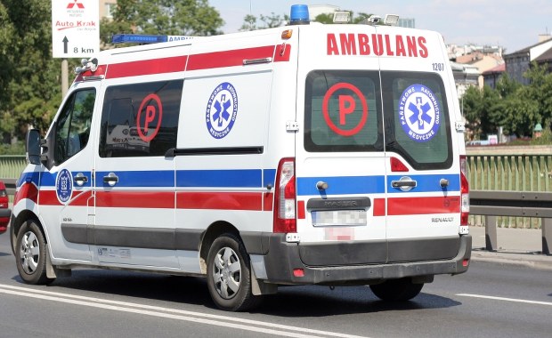 Wypadek karetki w Gdańsku. 1 osoba jest ranna