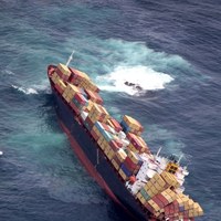 Wypadek kontenerowca w Nowej Zelandii