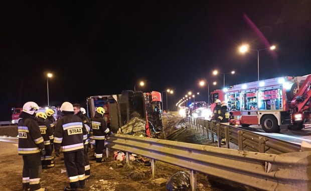 Wypadek na A4: Autobus wypadł z drogi. 5 osób zginęło, ponad 40 rannych