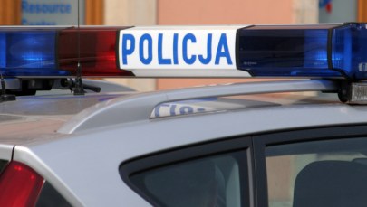 ​Wypadek na A4: Zderzenie ciężarówki i samochodu osobowego