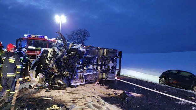 Wypadek na DK91. W m. Szprudowo (powiat tczewski) zderzyły się cztery auta /KP PSP w Tczewie /