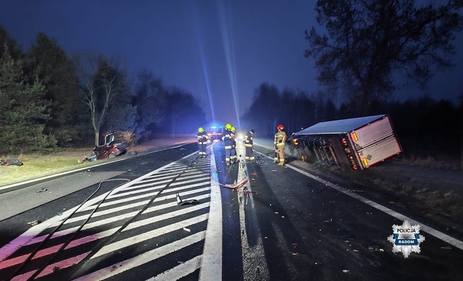 Wypadek na drodze krajowej 12 /KMP Radom /Policja