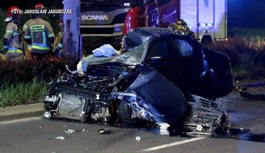 Wypadek na jednej z głównych ulic Wrocławia. Dwie osoby zginęły na miejscu