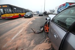 Wypadek na moście Siekierkowskim w Warszawie