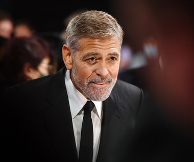 Wypadek na planie filmu "Rust": George Clooney porównał zdarzenie do tragedii z przeszłości