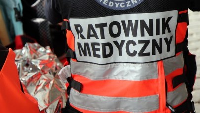 Wypadek na zakopiance. Pijany sprawca nie zauważył zwężenia