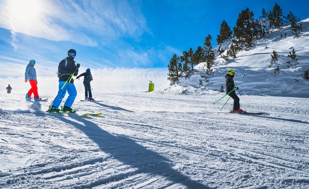 Wypadek Polaka na stoku w Austrii. Mężczyzna walczy o życie