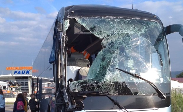 Wypadek polskiego autobusu z dziećmi w Austrii 