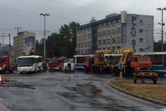 Wypadek tramwaju i autobusu we Wrocławiu