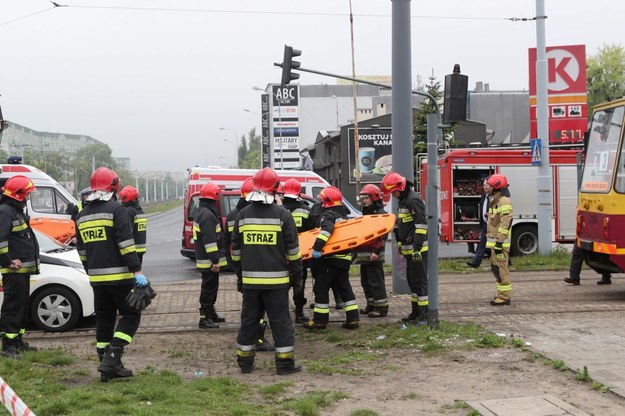 Wypadek tramwaju w Łodzi /Roman Zawistowski /PAP