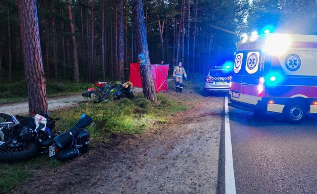 Wypadek trzech motocyklistów w Helu. Dwie osoby są w stanie ciężkim