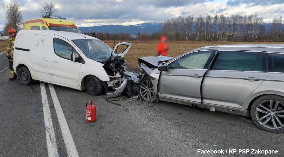 Wypadek w Białce Tatrzańskiej /KP PSP Zakopane / Maciej Mazurek /