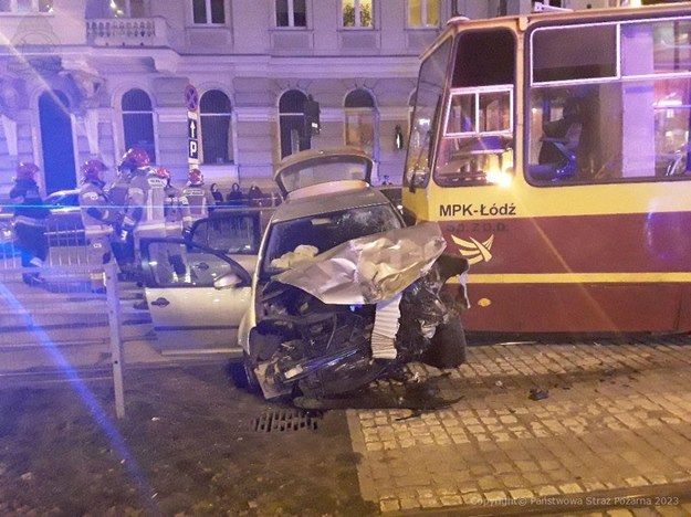 Wypadek w centrum Łodzi / KM PSP Łódź /