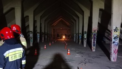 Wypadek w opuszczonym elewatorze. Nastolatka spadła z dużej wysokości