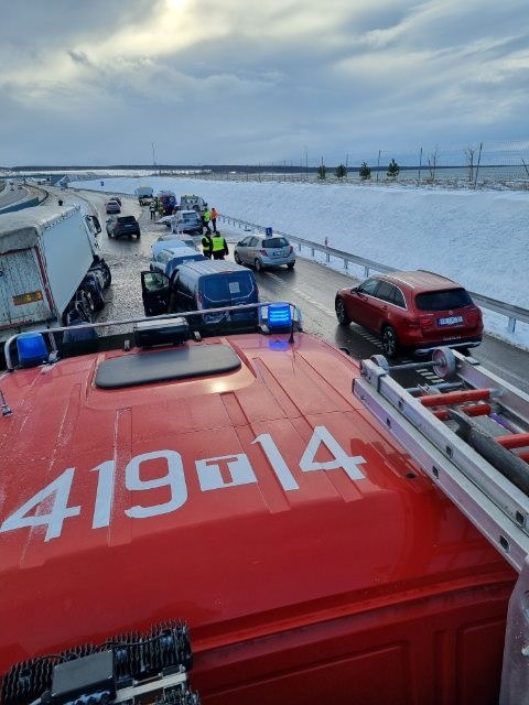 Wypadek w Świątnikach /Świętokrzyska policja /RMF FM