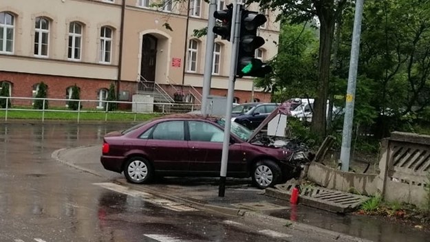 Wypadek w Wałbrzychu /Policja /Policja