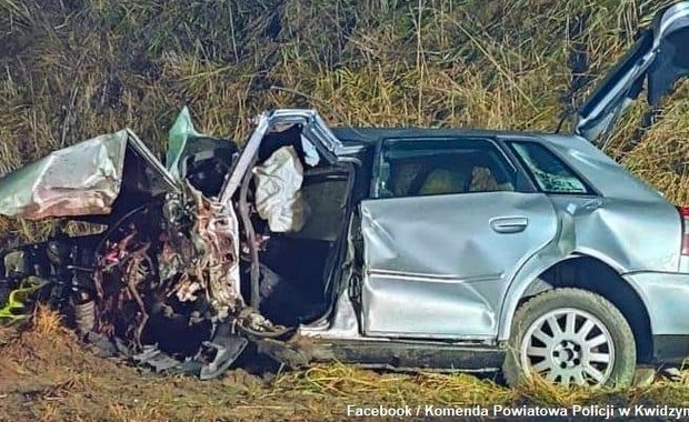 Wypadek w Wandowie. Ranni czterej młodzi mężczyźni