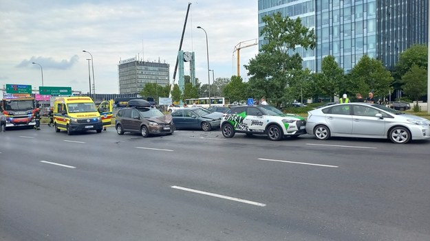 Wypadek w Warszawie /Przemysław Mzyk /RMF MAXX