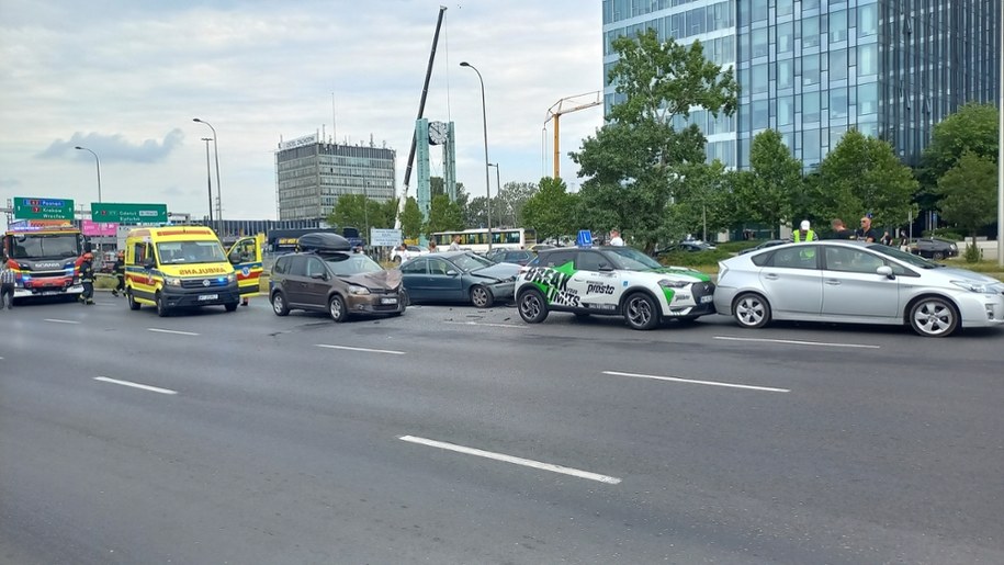 Wypadek w Warszawie /Przemysław Mzyk /RMF MAXX