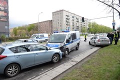 Wypadek z udziałem radiowozu w Warszawie 