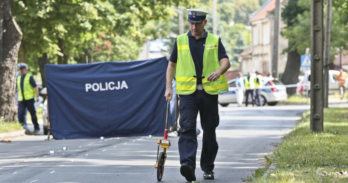 Wypadki z udziałem pieszych mają z reguły tragiczne konsekwencje. Jakie są najczęstsze przewinienia samych pieszych? /PIOTR JEDZURA/REPORTER /Agencja SE/East News