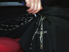 Wypędzanie złego. Niezwykłe nagranie egzorcyzmu