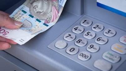 Wypłaty z bankomatów będą droższe? Wyższe prowizje wkrótce