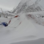 Wyprawa na K2. Działalność górska na drodze Basków zawieszona