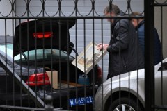 Wyprowadzka Rosjan z konsulatu przy ul. Batorego w Gdańsku