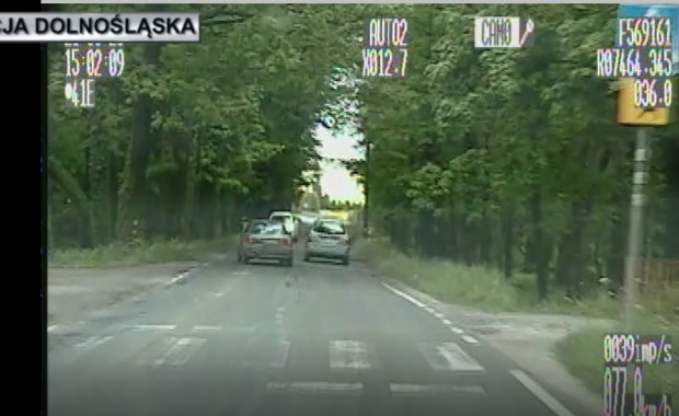 Wyprzedzał na czołówkę, dachował. Był pod wpływem narkotyków