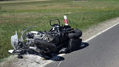 Wyprzedzanie skończyło się tragicznie. 71-letni motocyklista nie żyje 