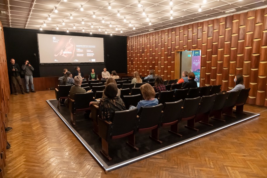 Wyremontowana w stylu retro i unowocześniona sala audiowizualna Kina Pałacowego w Centrum Kultury Zamek w Poznaniu /	Jakub Kaczmarczyk   /PAP