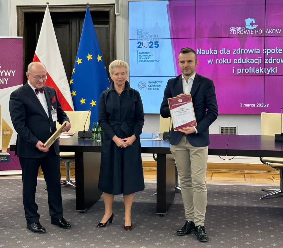 Wyróżnienie dla dziennikarza RMF FM Michała Dobrołowicza /Natalia Miller /