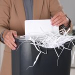 Wyrzucasz takie dokumenty? To ogromny błąd. Te trzeba przechowywać jak najdłużej 