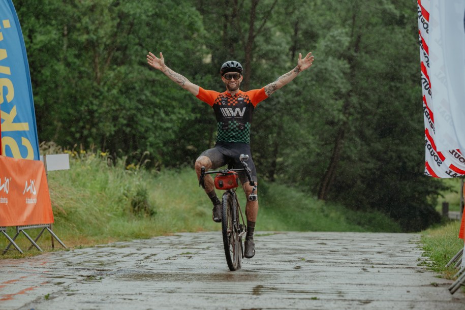 Wyścig gravelowy w Skawinie /TM Tomasz Marczyński /Materiały prasowe