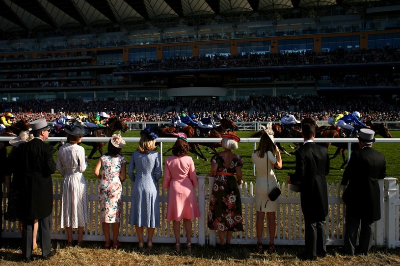 Wyścigi konne w Ascot zapoczątkowała królowa Anna trzysta lat temu /Getty Images