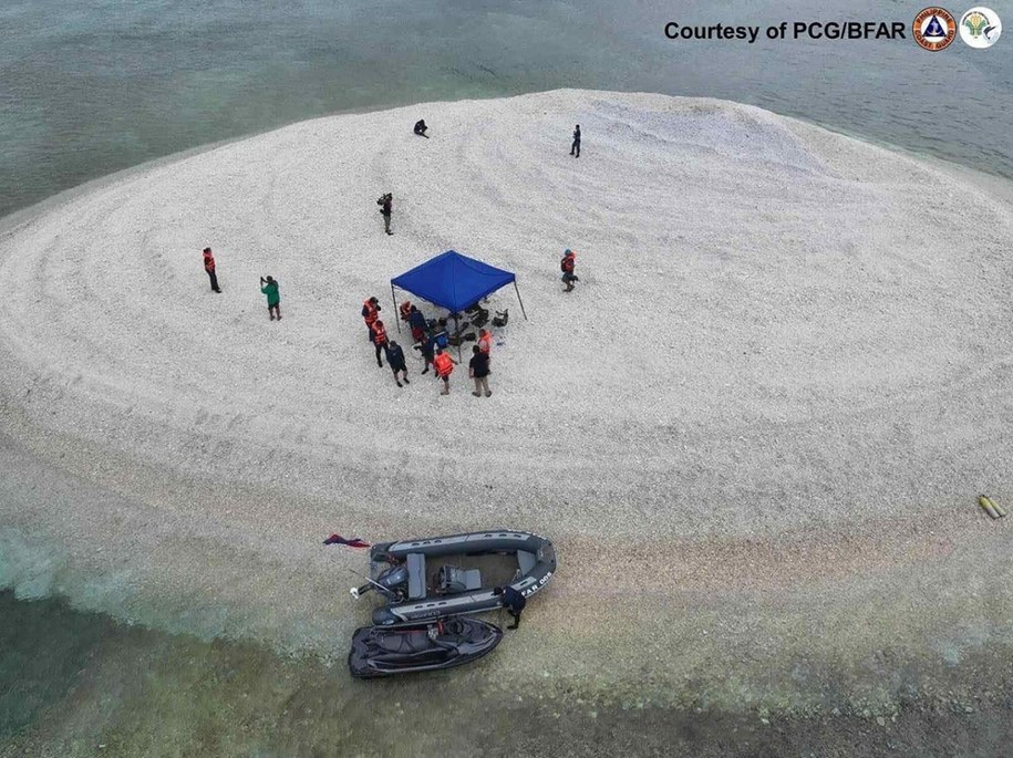 Wysepka Sandy Cay /AFP/EAST NEWS
