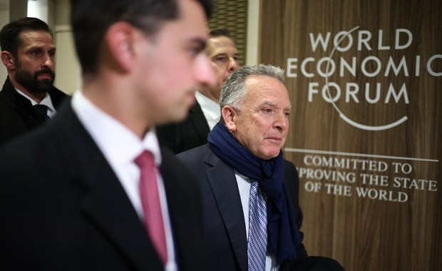 Wysłannicy Putina i Trumpa spotkali się w Davos. "Coraz lepiej rozumieją Rosję"