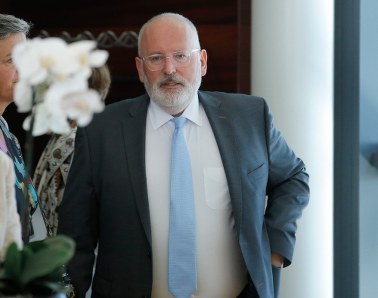 Wysłuchanie Polski w Radzie UE: Na wniosek Polski nieco ograniczono rolę Timmermansa