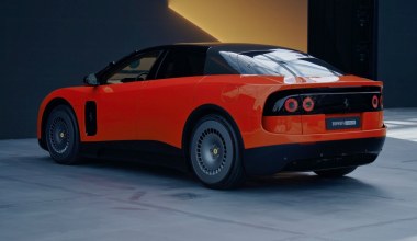 Wyśmiewali nowe Ferrari Luce. Wyniki sprzedaży zaskoczyły krytyków