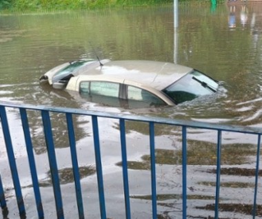 Wysoka woda i przeciwpowodziowe zabezpieczenia. Skutki ulewy w Kielcach