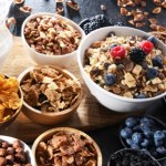 Wysoki poziom wiecznych chemikaliów w jedzeniu. Polacy jedzą to co dzień