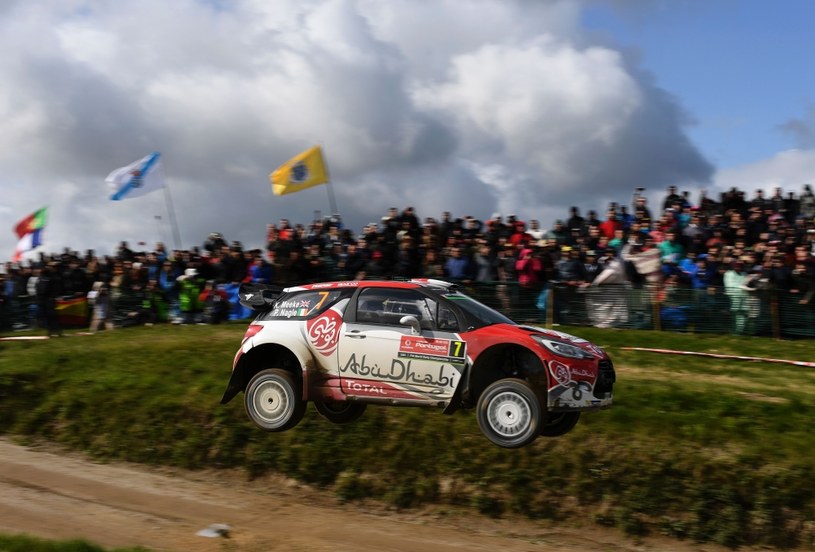 Wysokie loty Meeke'a /AFP