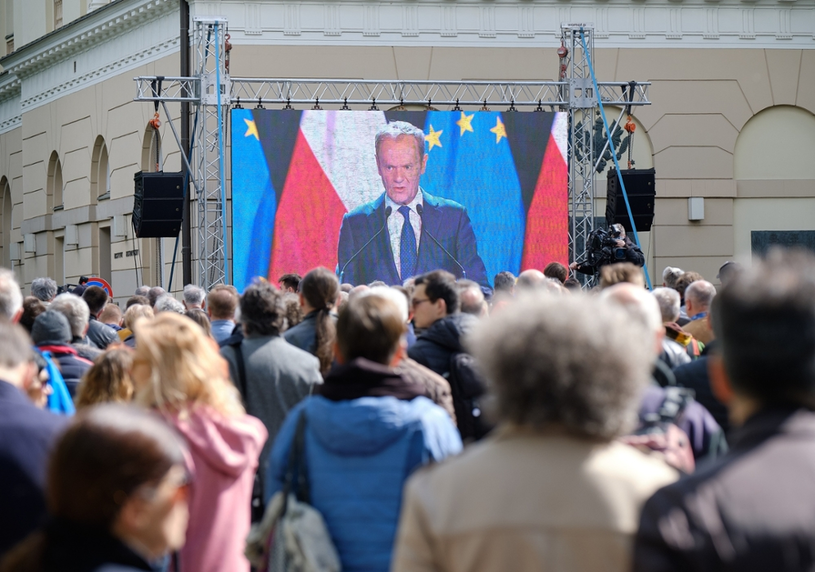 Wystąpienie Donalda Tuska przyciągnęło tłumy /Bartosz Krupa / East News /East News