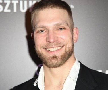 Wystąpił w polskim hicie Netfliksa. Zdradził, jakie seriale lubi najbardziej